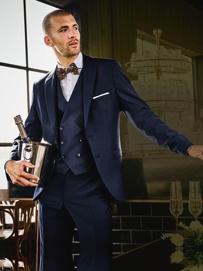 Eine-für-alle-Weste vielseitigblau