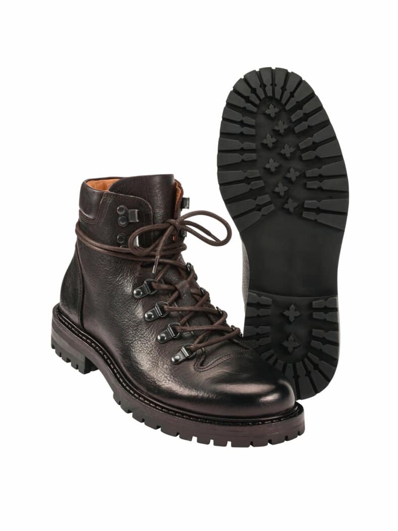 Kräftiger Treter muttererde