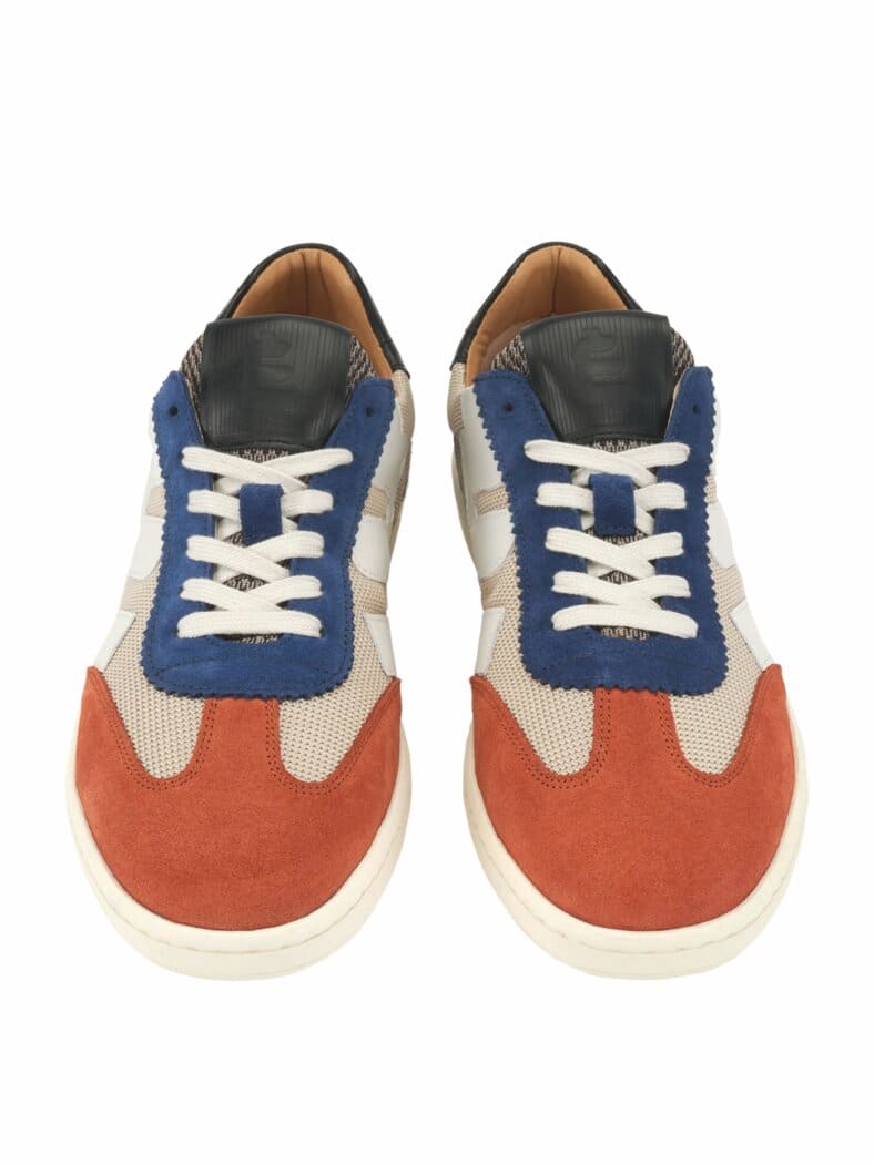 Hallenschuh geräteraum