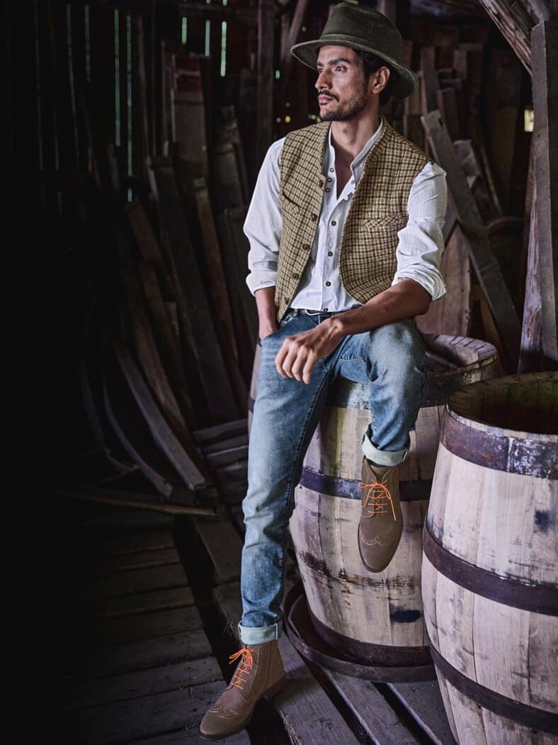 Der hohe Budapester edelgrau