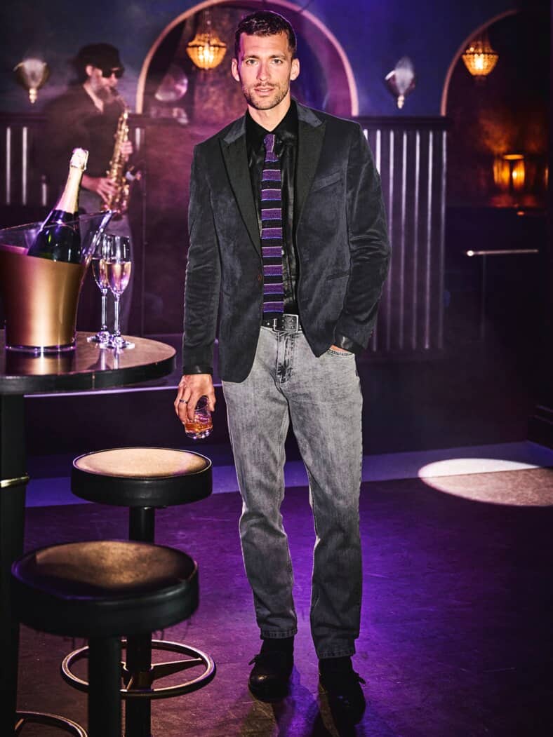 Tag & Nacht-Strickkrawatte schwarz/pflaume