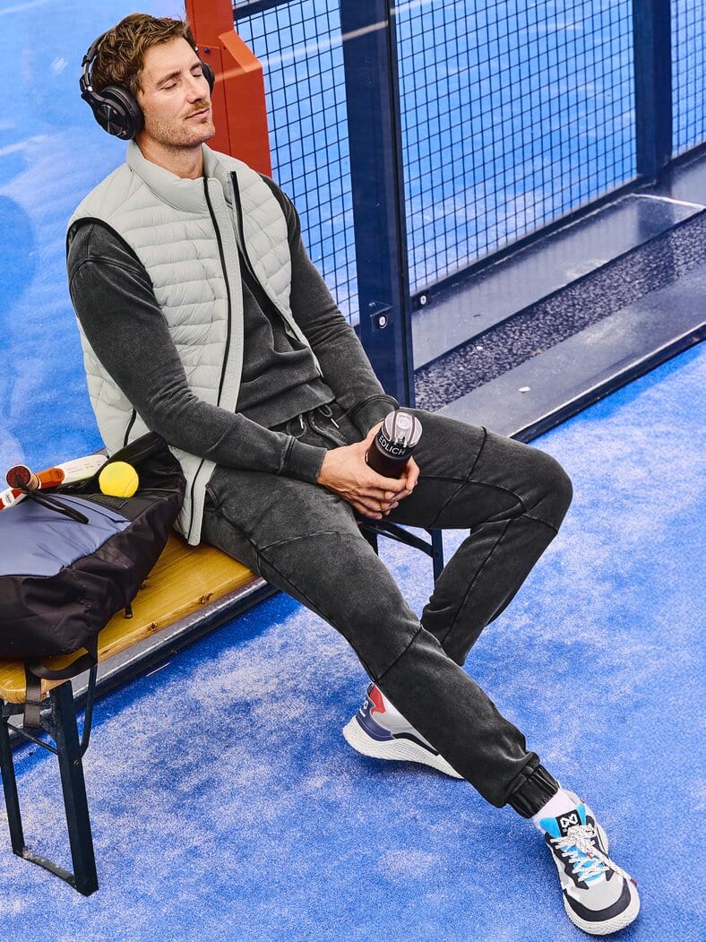 Löschzug rabenschwarz