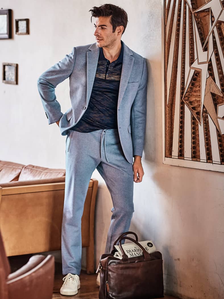 Frischer Jerseyanzug